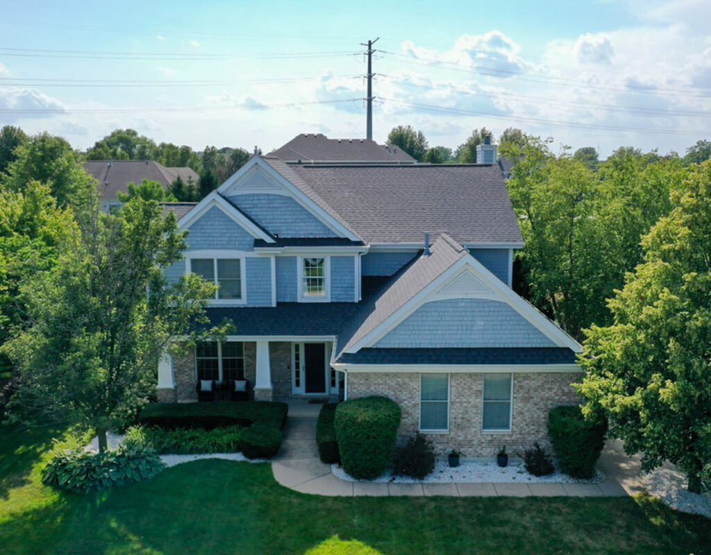 Roof on a 1990s-era home in Frankfort, Illinois